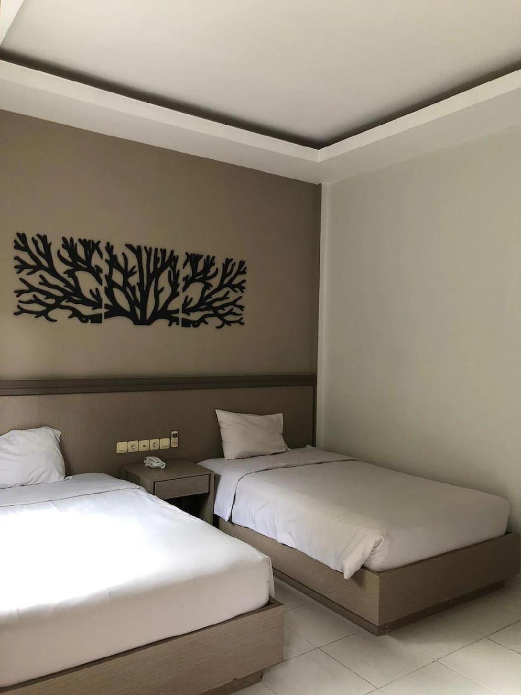 Front One Resort Indraloka Temanggung Exterior photo